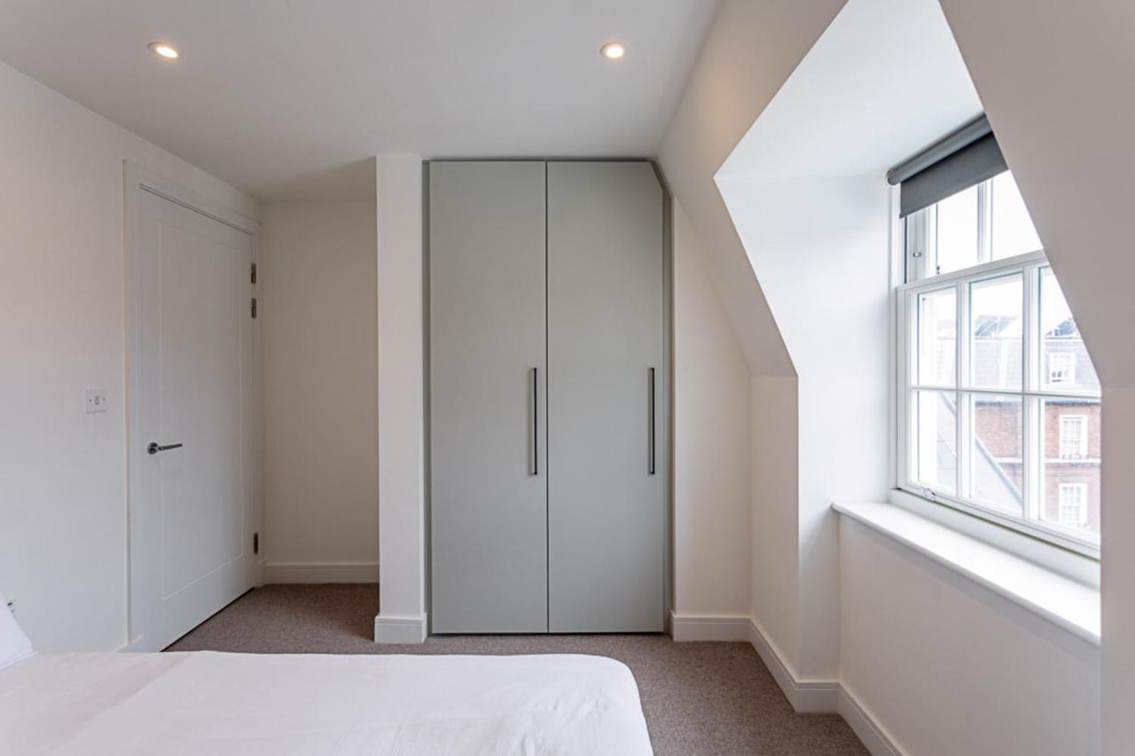 Modern And Stylish Apartment In West Kensington Londra Esterno foto