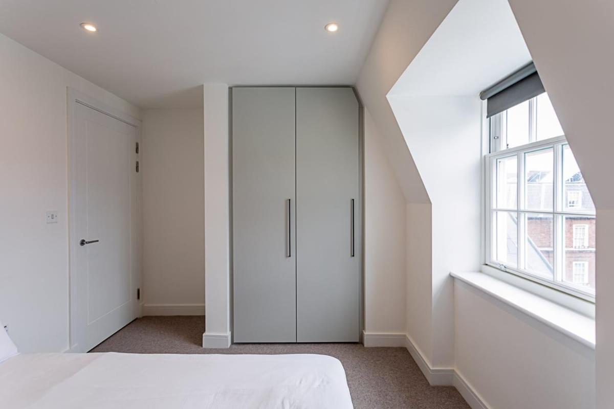 Modern And Stylish Apartment In West Kensington Londra Esterno foto